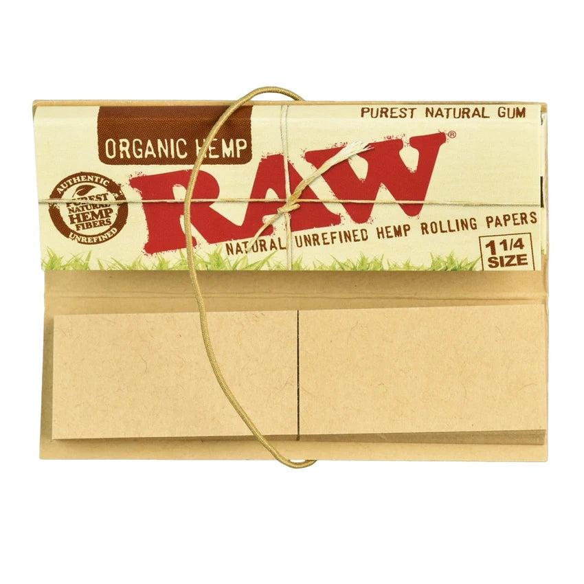 RAW Connoisseur Organic Hemp Rolling Papers & Tips | 1 1/4 | 24pk Display